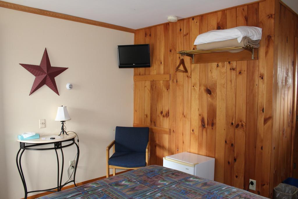 Northern Family Motel Potsdam Zewnętrze zdjęcie
