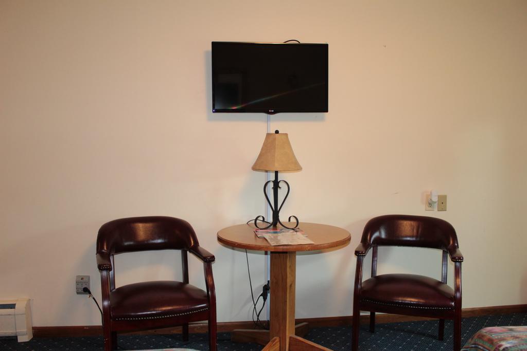 Northern Family Motel Potsdam Zewnętrze zdjęcie