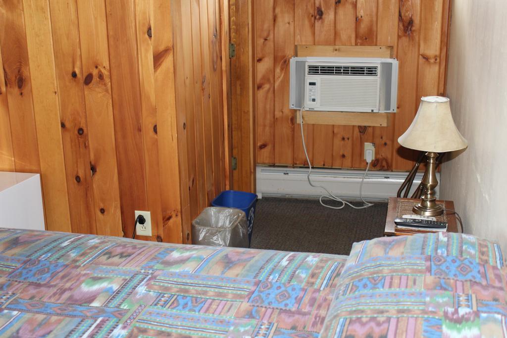 Northern Family Motel Potsdam Zewnętrze zdjęcie