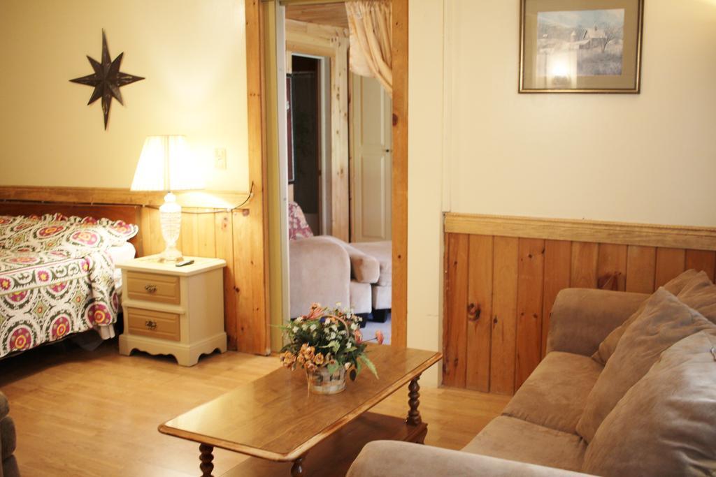 Northern Family Motel Potsdam Zewnętrze zdjęcie